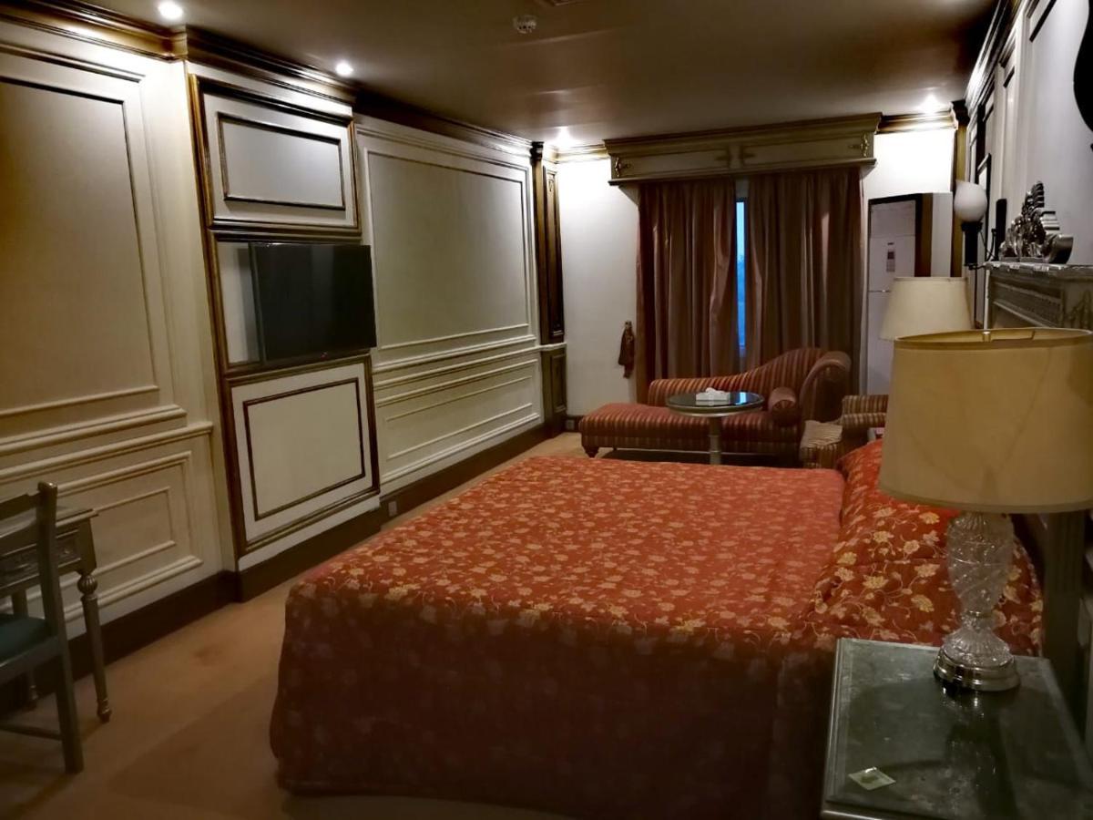 Regency Inn Hotel Lahor Kültér fotó