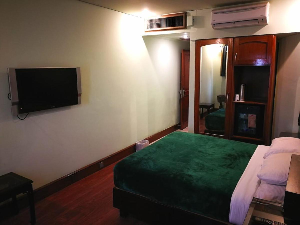 Regency Inn Hotel Lahor Kültér fotó