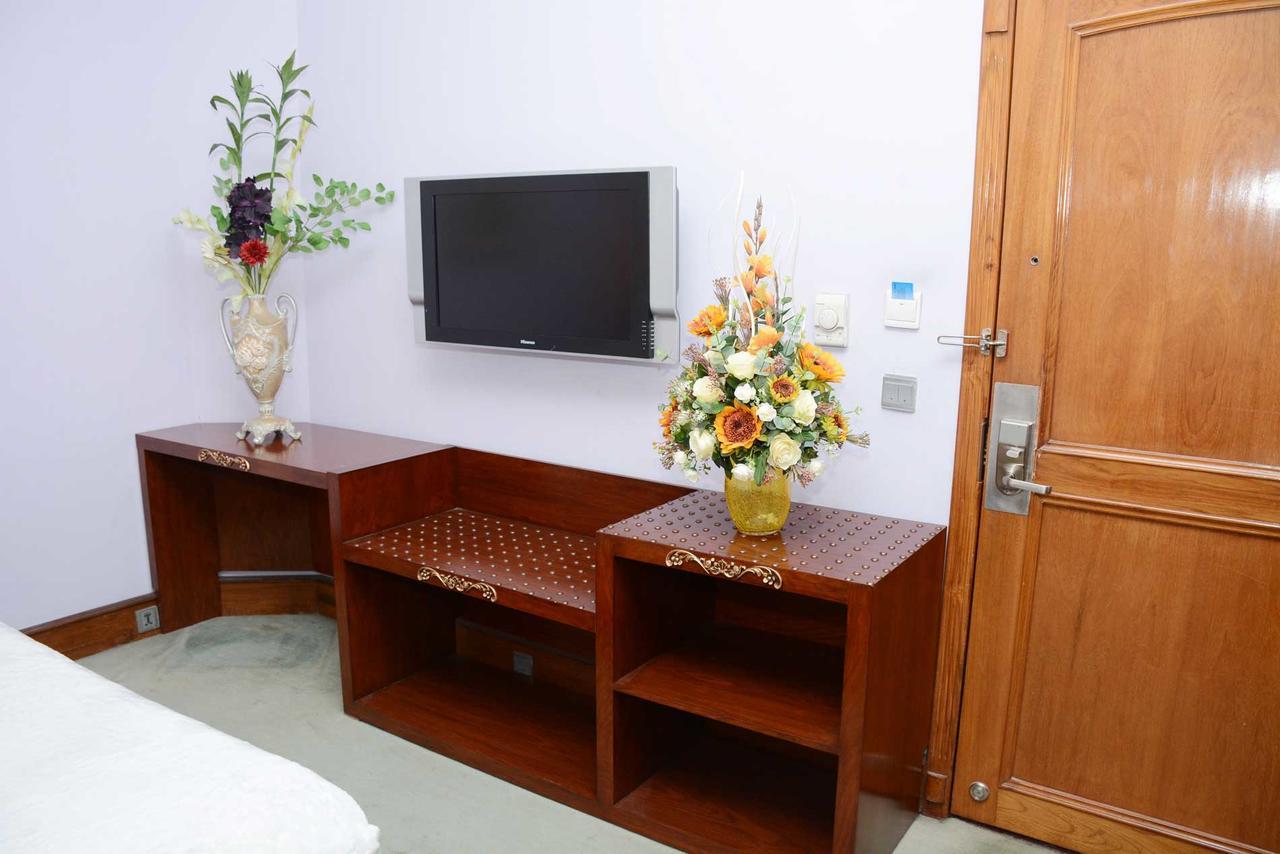 Regency Inn Hotel Lahor Kültér fotó