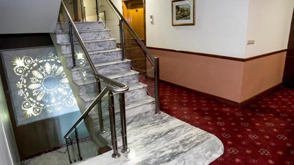 Regency Inn Hotel Lahor Kültér fotó